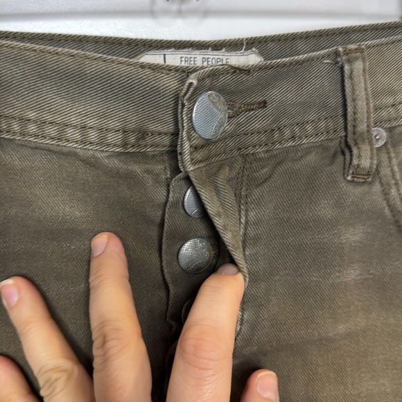 Free People Sz 27 Button Fly Cut Off Distressed Olive Green Raw Hem Denim Shorts - Picture 6 of 11